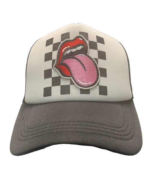 CHECKERED LIP PATCH TRUCKER HAT