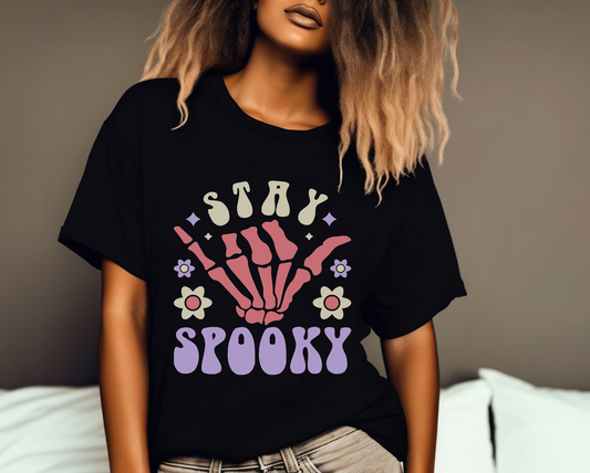 STAY SPOOKY SKELETON RETRO T- SHIRT